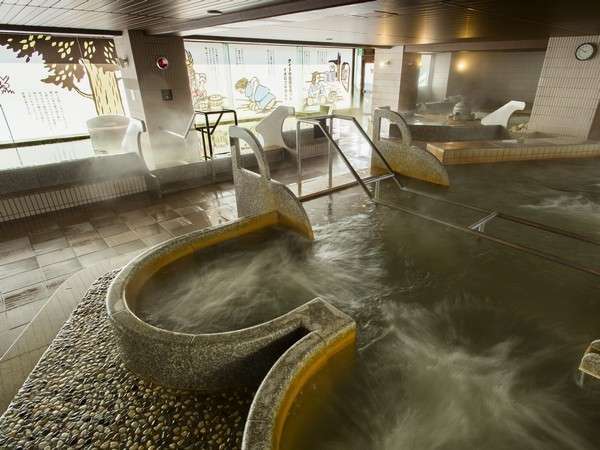 Public Main bath Public Main bath